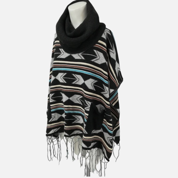 Double Zero Turtleneck Fringe Poncho Size M Boho Southwest Pockets Western - Picture 6 of 11